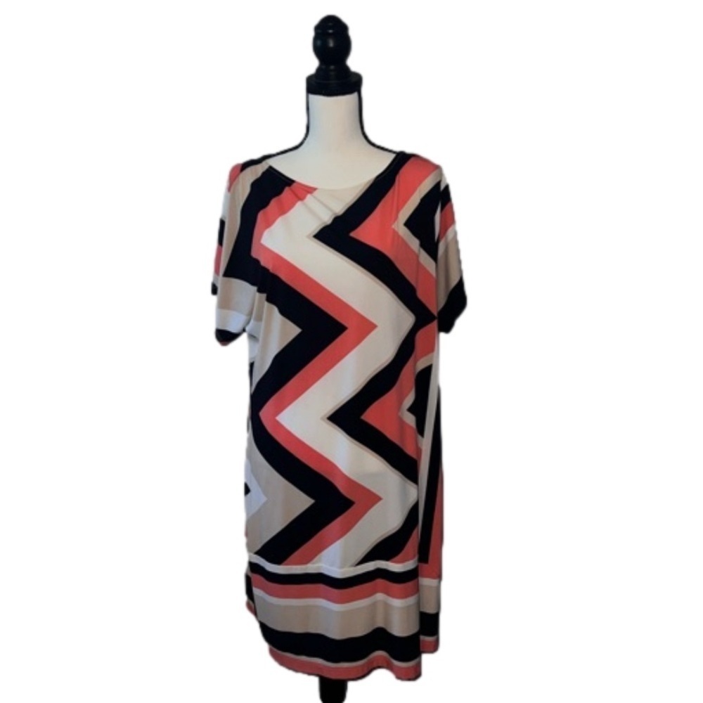 Studio one- Chevron dress